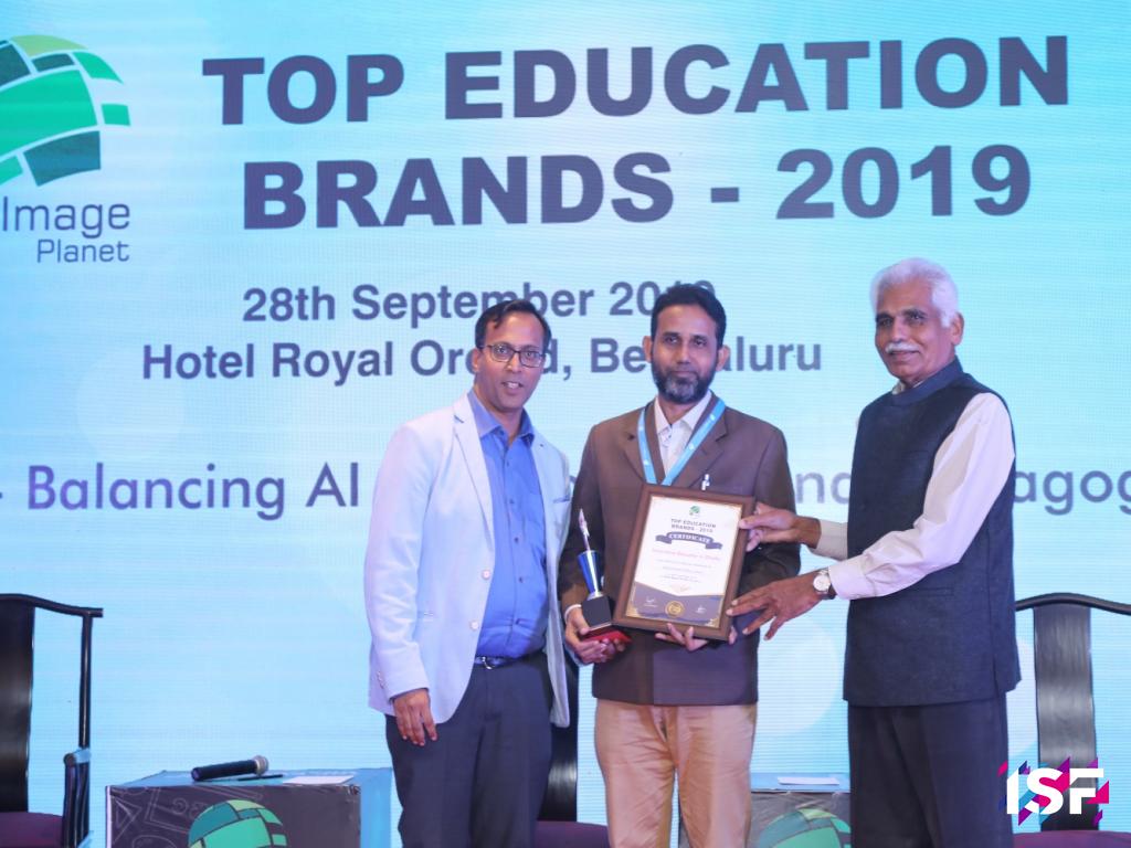 Bangladesh School Sport leaders awarded with an Innovation Education Award 2019